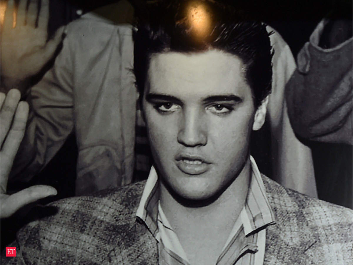 Honoring Elvis Presley With Our 8 Favorite Covers