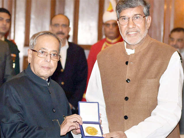 Kailash Satyarthi dedicates his Nobel Peace prize to the nation