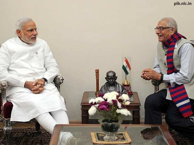 PM Modi meets OP Kohli, Governor of Gujarat