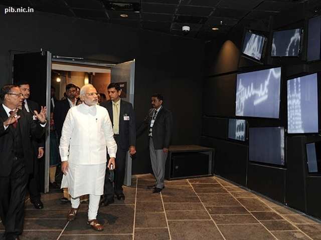 PM Modi visits Gandhi temple