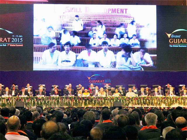 PM Modi and other dignitaries at Vibrant Gujarat