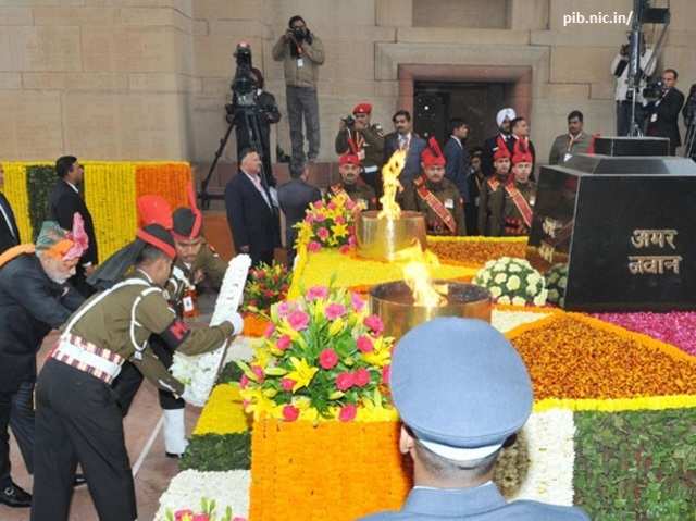 PM Modi lays wreath at Amar Jawan Jyoti