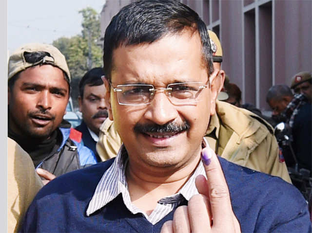 Arvind Kejriwal castes his vote