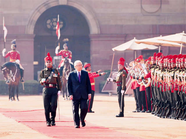 Tony Tan inspects the guard of honour