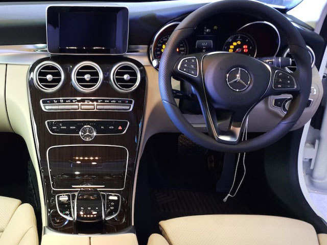 It comes fitted with a tablet-like infotainment display powered by Mercedes’ COMAND software with a touchpad for navigation.