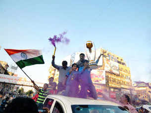 Choicest images: Country witnesses outburst of revelry as India beats Pakistan