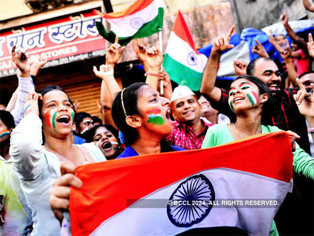 Celebrations near Byculla road in Mumbai