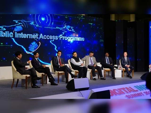 Panel on Public Internet Access Programme