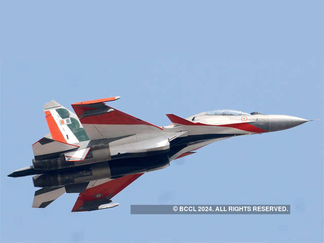 SU-30 fighter plane - Spectacular images of Aero show 2015 rehearsal | The  Economic Times