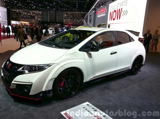 Honda Civic Type R hatchback unveiled at Geneva Motor Show