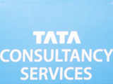 Analysts cut TCS’ FY16 growth forecast to industry levels