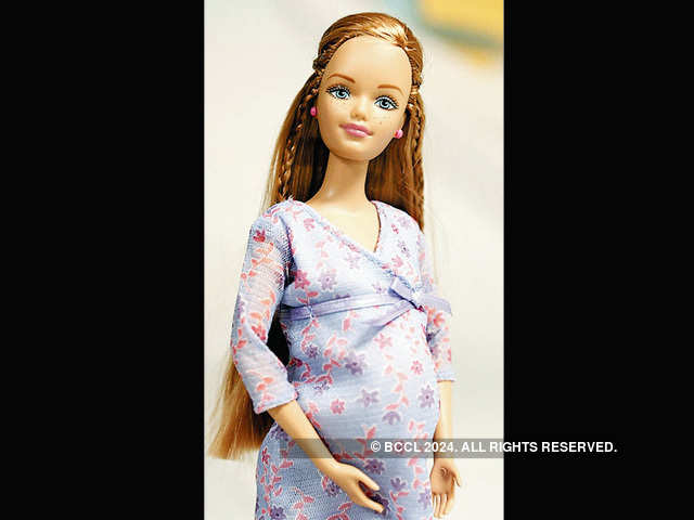 Midge & Baby - 2003 #polemica #barbie #barbiedoll #barbiegirl #curiosi