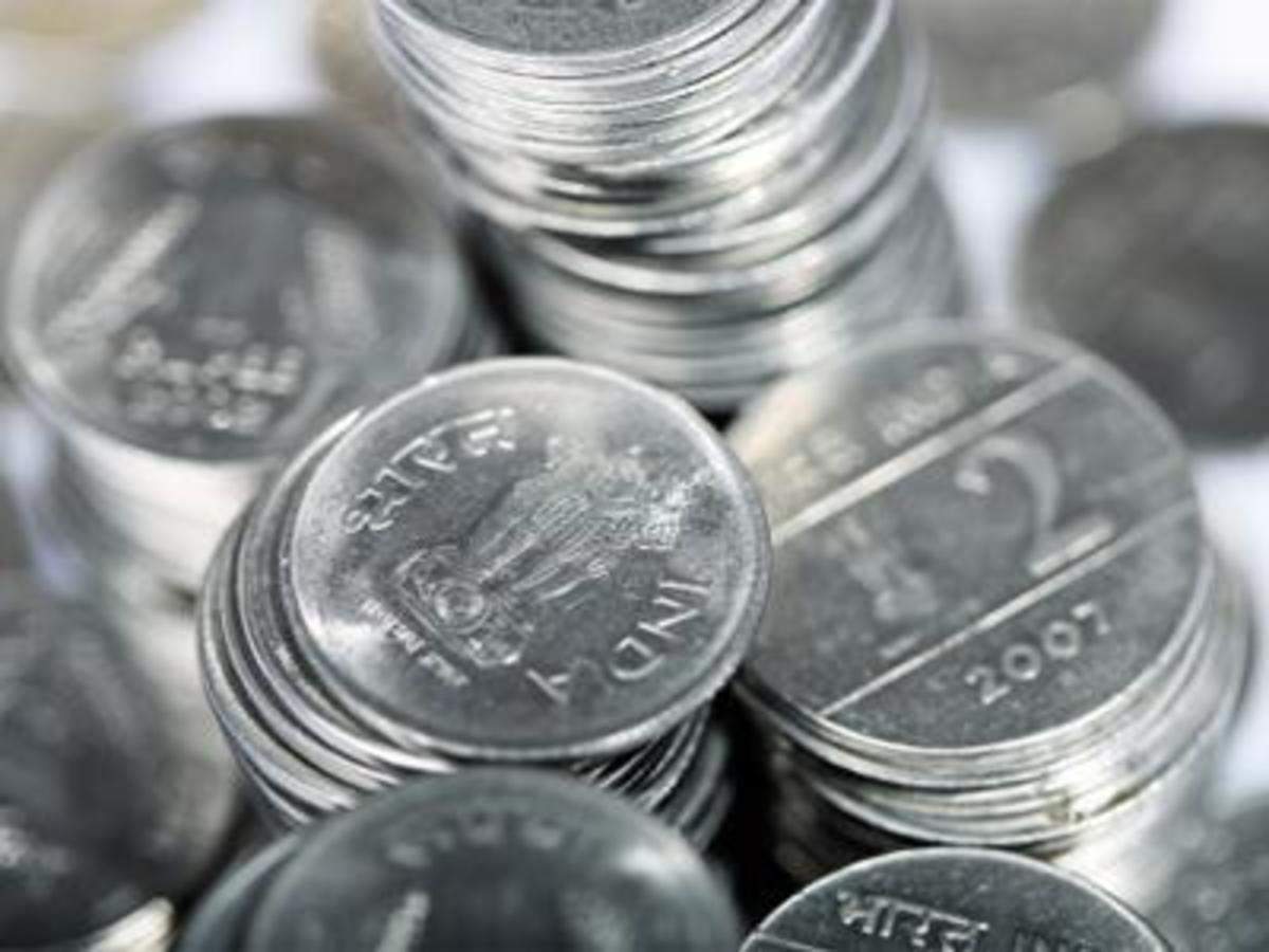 Rupee Snaps 7 Day Winning Spree Vs Us Dollar Down 7 Paise To 62 33 - 