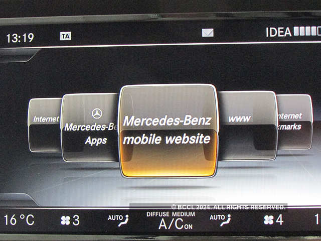 Mercedes-Benz apps with cloud-based platform