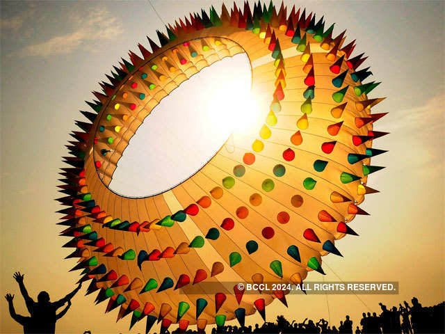 International Kite Festivals: Beautiful images of kites