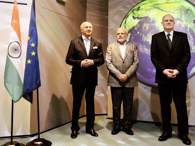 PM Modi during a visit to the CNES