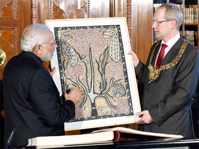 PM Modi's gift for Lord Mayor