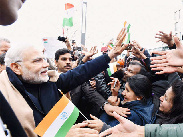 PM Modi meets Indian community people