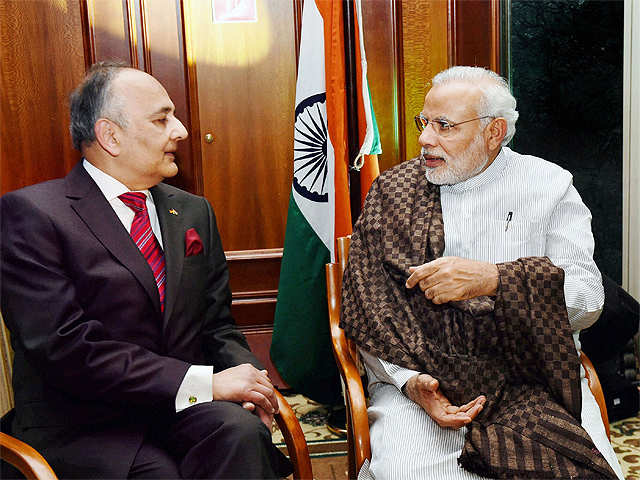 PM Modi with Surya Kumar Bose