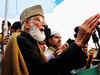 Syed Ali Shah Geelani holds rally after 5 years as supporters greet him with Pakistan flags