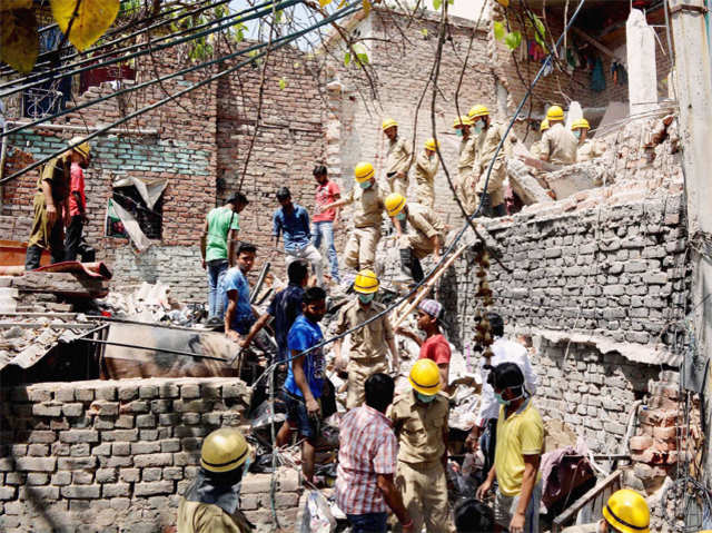 Building collapses in Delhi