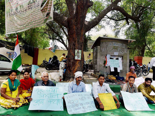 Protest over farmer Gajender Singh's suicide