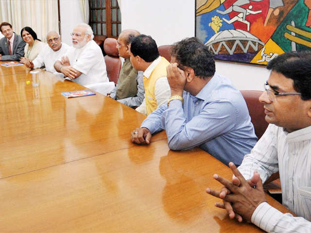 Modi with Madhya Pradesh media persons