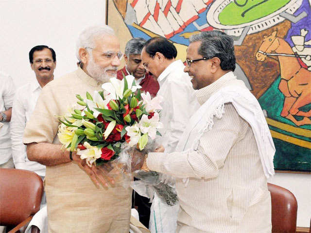 Modi with Karnataka CM Siddaramaiah