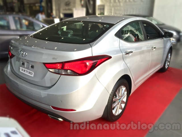Hyundai launches new Elantra at Rs 14.13 lakh