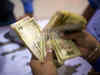 Rupee ends higher by 17 paise vs $ on recovery in equities