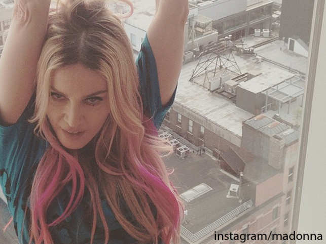 Madonna Dyes Her Hair Pink The Economic Times