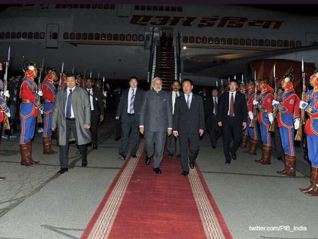 PM arrives in Mongolia