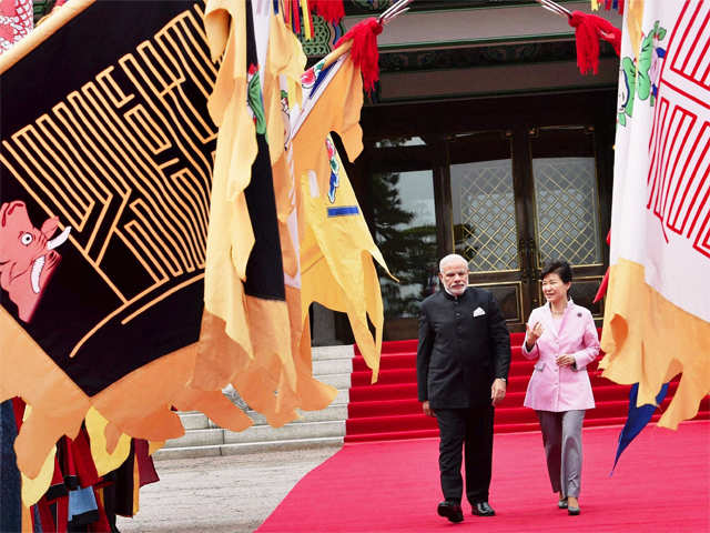 PM Modi with Korean President Park Geun-hye