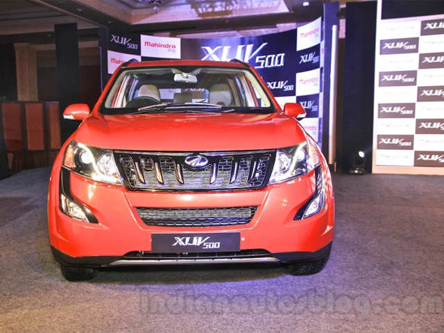 2015 Mahindra XUV500 (facelift) launched