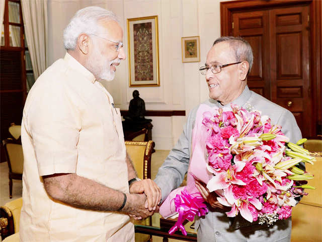 PM Modi meets President