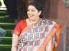 HRD Minister Smriti Irani visits Hindu College to sort out issue fee waiver scheme