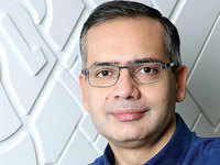 Leading online firms won't see any crash in valuations, says Makemytrip.com's Deep Kalra