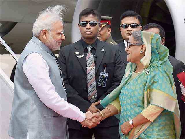 PM Modi shakes hands with Sheikh Hasina