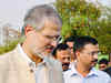 AAP government withdraws appointment of MK Meena; Delhi CM Arvind Kejriwal vs L-G Najeeb Jung feud continues
