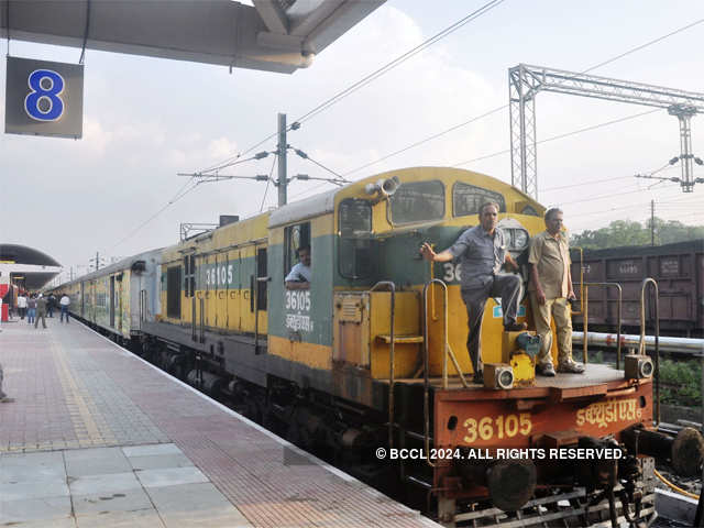 Duronto Express gets a new platform at Nagpur Railway Station