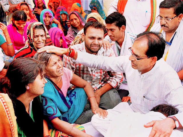 Shivraj Singh Chouhan consoles family members Indian army soldier