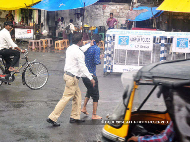 Traffic cops take action on auto drivers