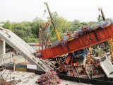 South Delhi Metro Bridge collapsed