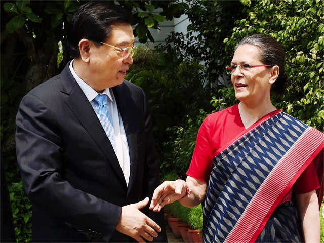 Zhang Dejiang meets Sonia Gandhi