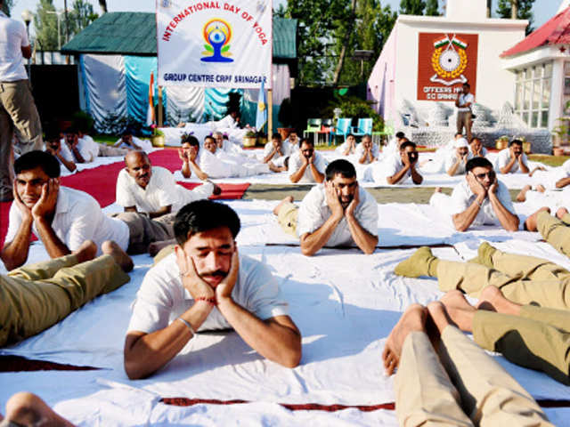 CRPF Jawans participate in a rehearsal for Yoga Day