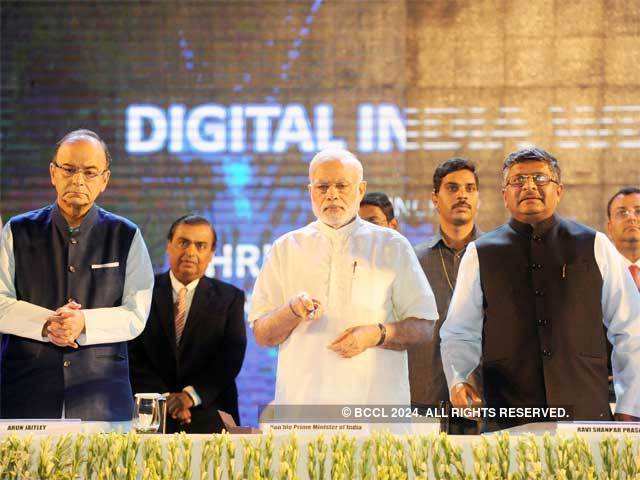 PM Modi with others during Digital India Week