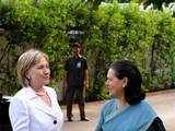 Hillary meets Sonia Gandhi