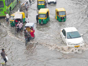 Monsoon woes: Rain brings Delhi to grinding halt