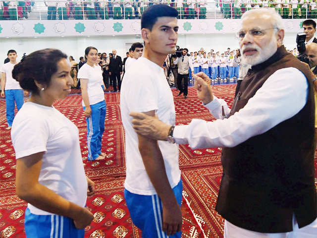PM Modi interacts with students