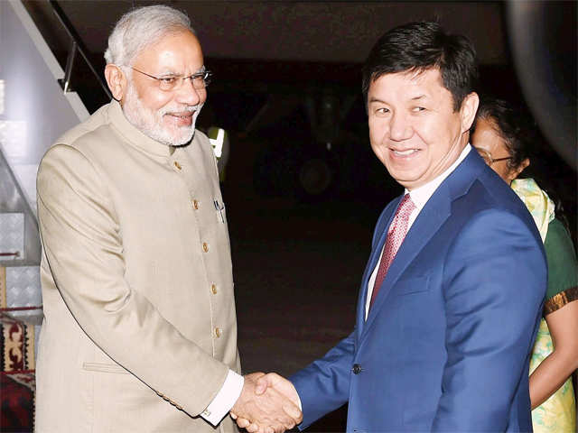 PM Modi with Kyrgyz counterpart Temir Sariyev